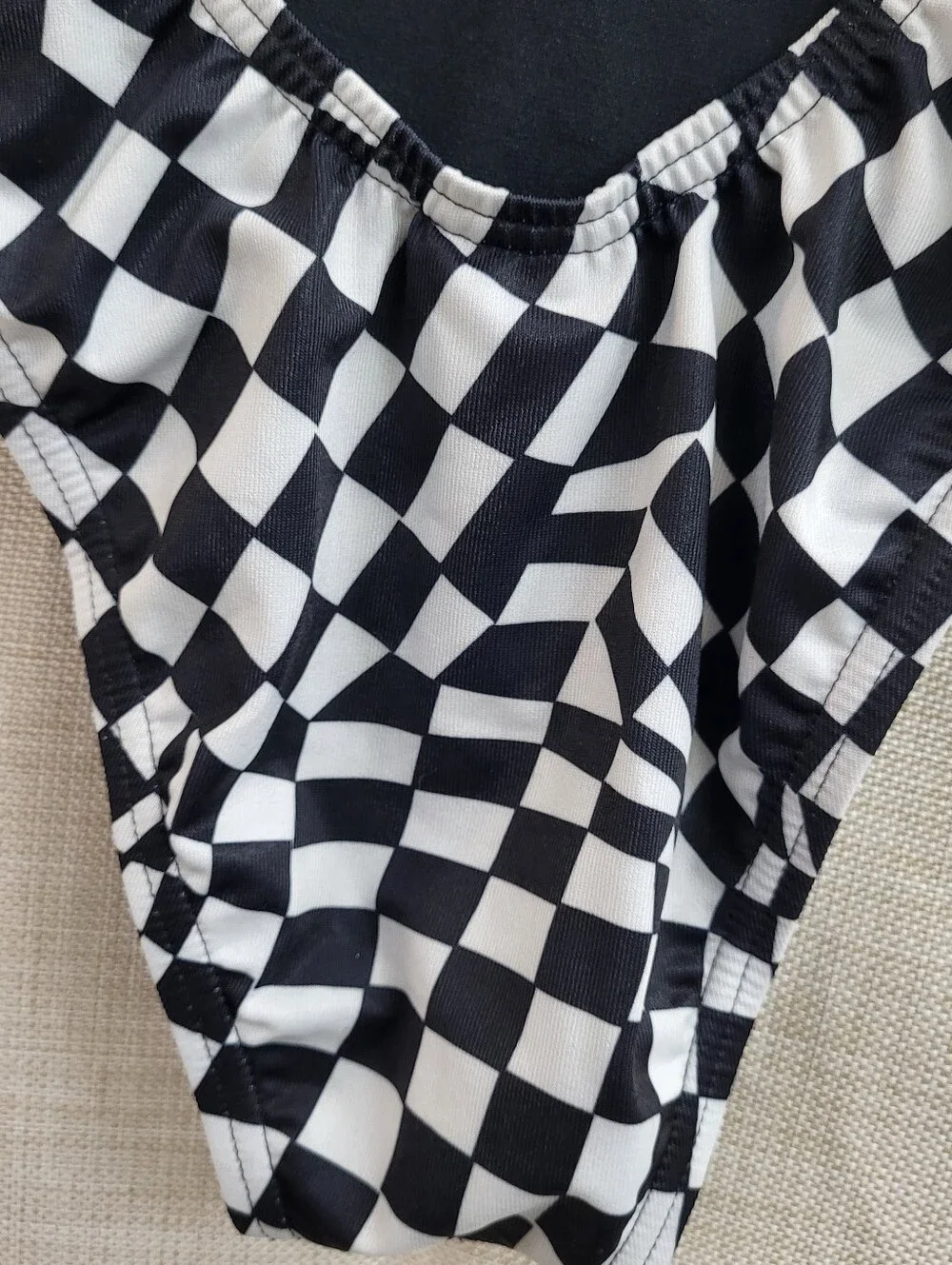 Speedo Eco Endurance Black White T Back One Piece Swimsuit Women’s Size 28(S)